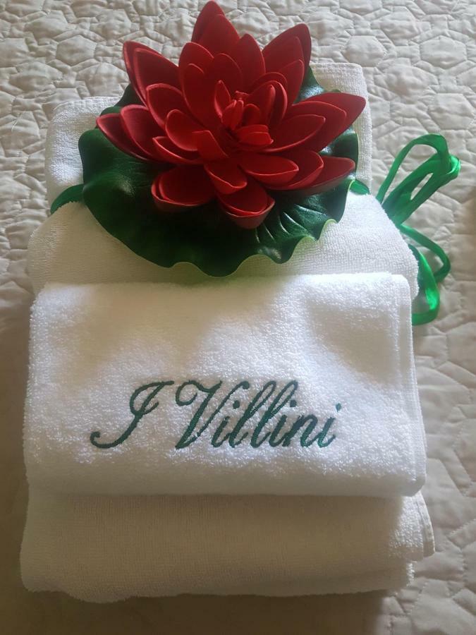 I Villini Affittacamere Fiumicino Extérieur photo