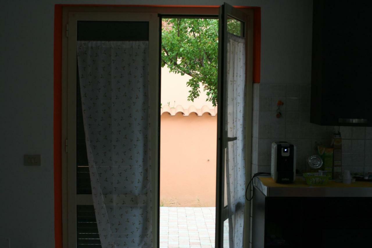 I Villini Affittacamere Fiumicino Extérieur photo